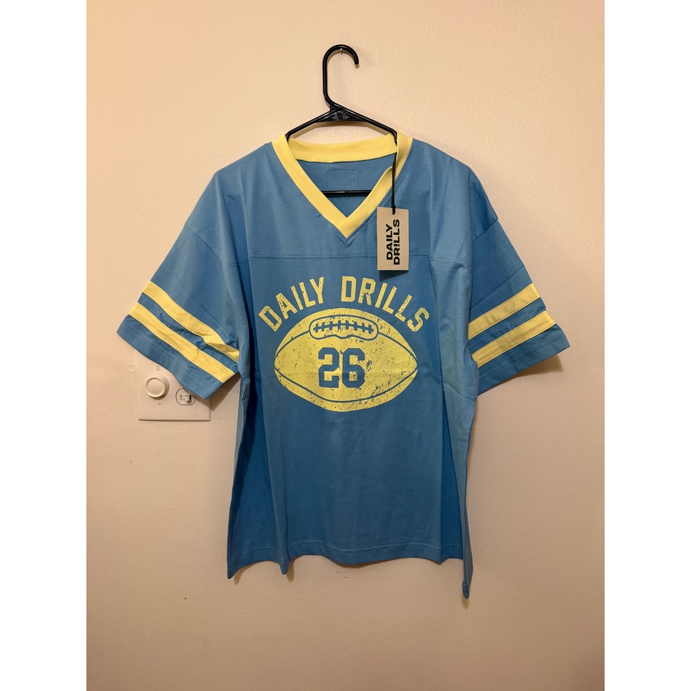 Daily Drills Playmaker Oversized Tee Size XS/S Malibu Lemonade NWT